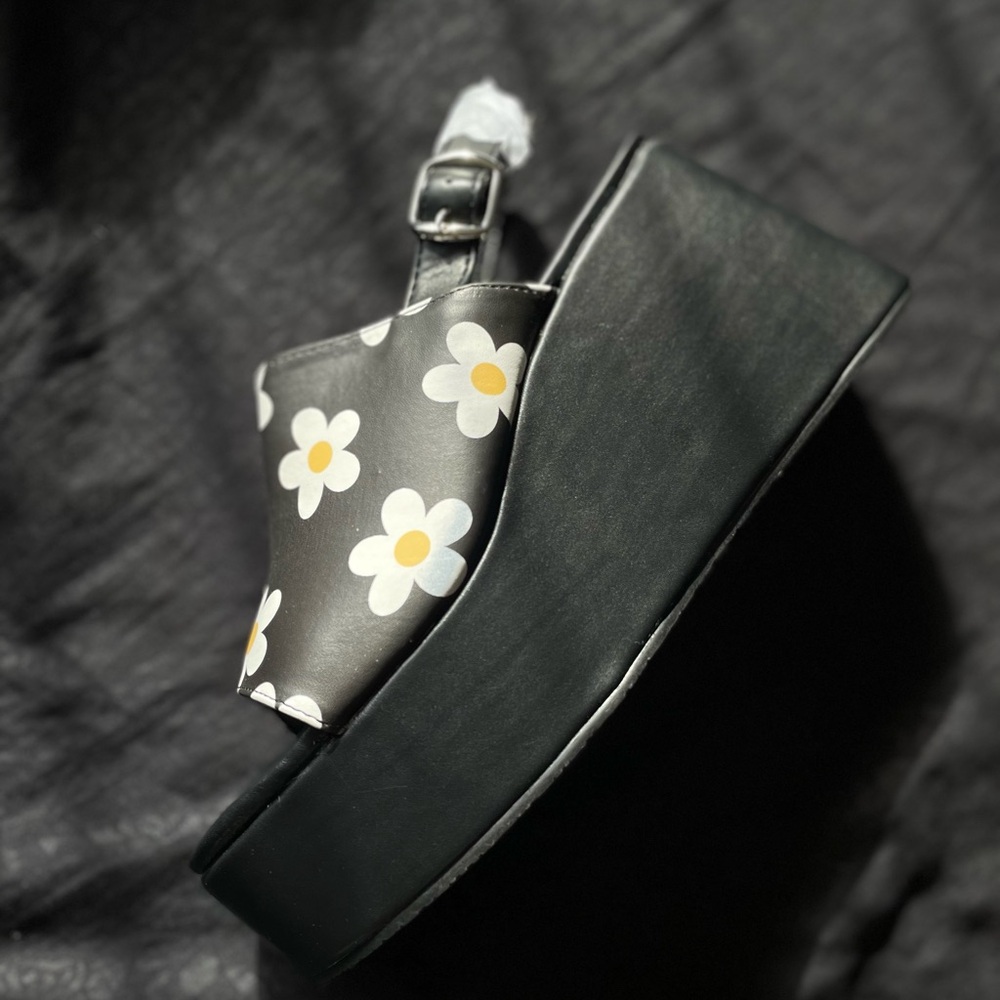 Floral Platform Sandals